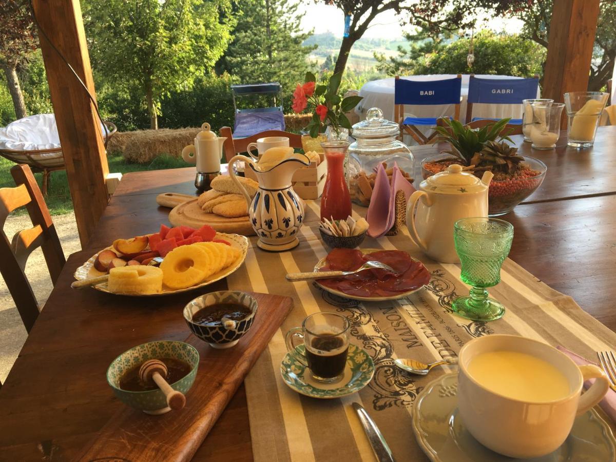 Locanda Della Lavanda Сан Клементе Екстериор снимка