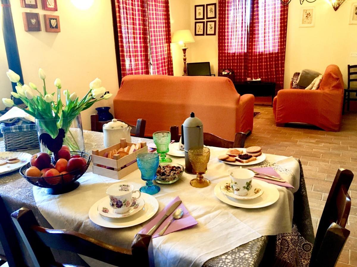 Locanda Della Lavanda Сан Клементе Екстериор снимка