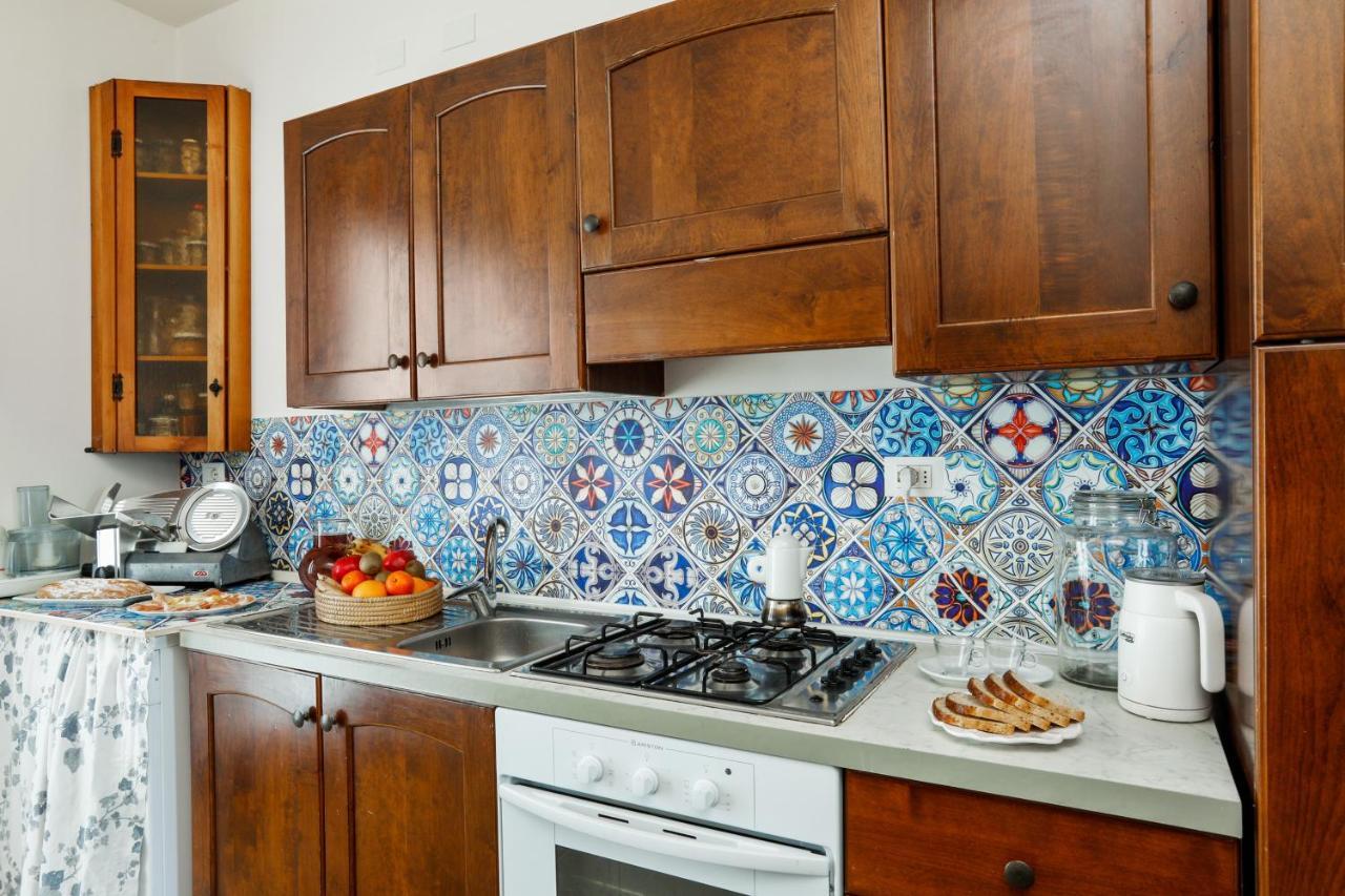 Locanda Della Lavanda Сан Клементе Екстериор снимка