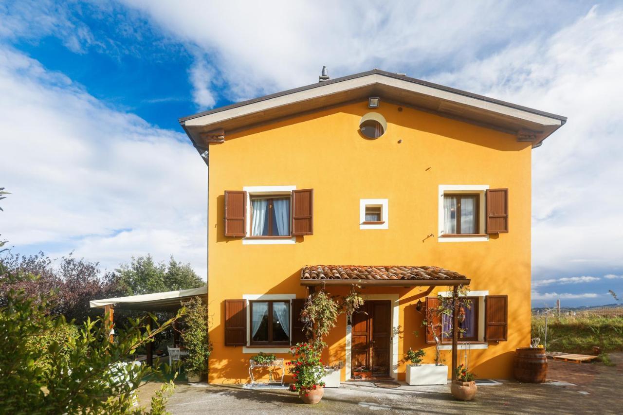 Locanda Della Lavanda Сан Клементе Екстериор снимка
