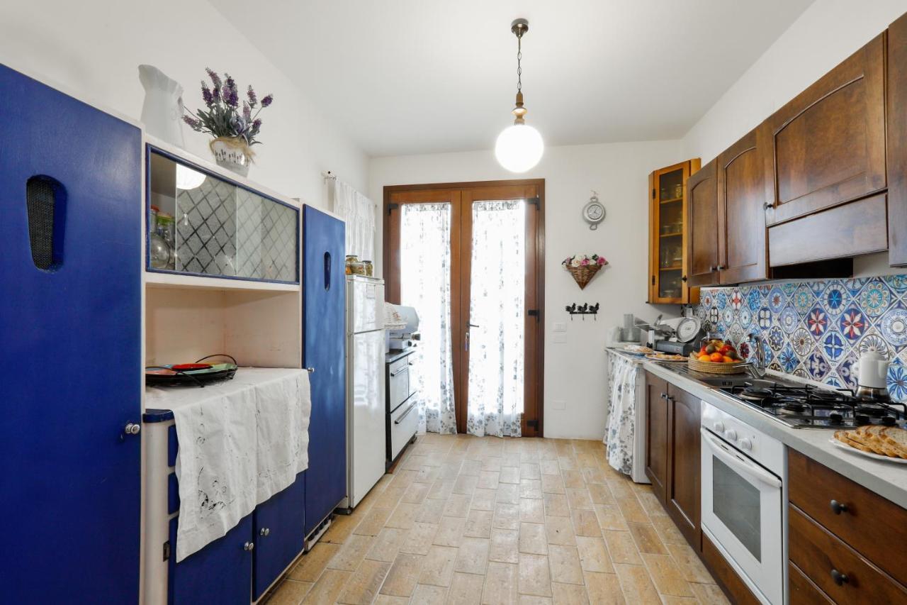 Locanda Della Lavanda Сан Клементе Екстериор снимка